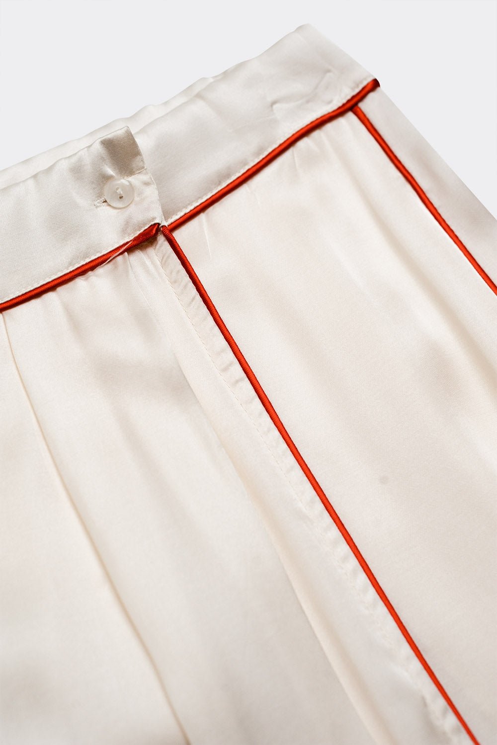 Satin Cream Skirt With Coloured Seam - Mack & Harvie