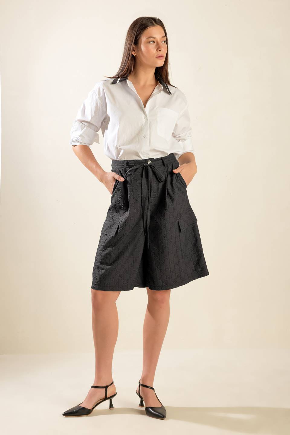 SEE WHAT HAPPENS WOVEN BERMUDA SHORTS - Mack & Harvie