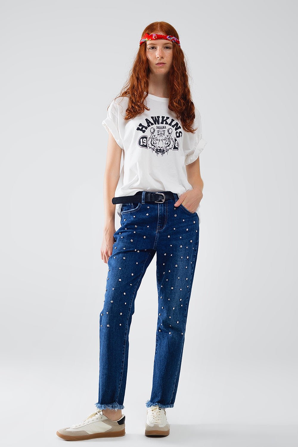 Straight Blue Jeans With Strass Front Details and Frayed Ends - Mack & Harvie