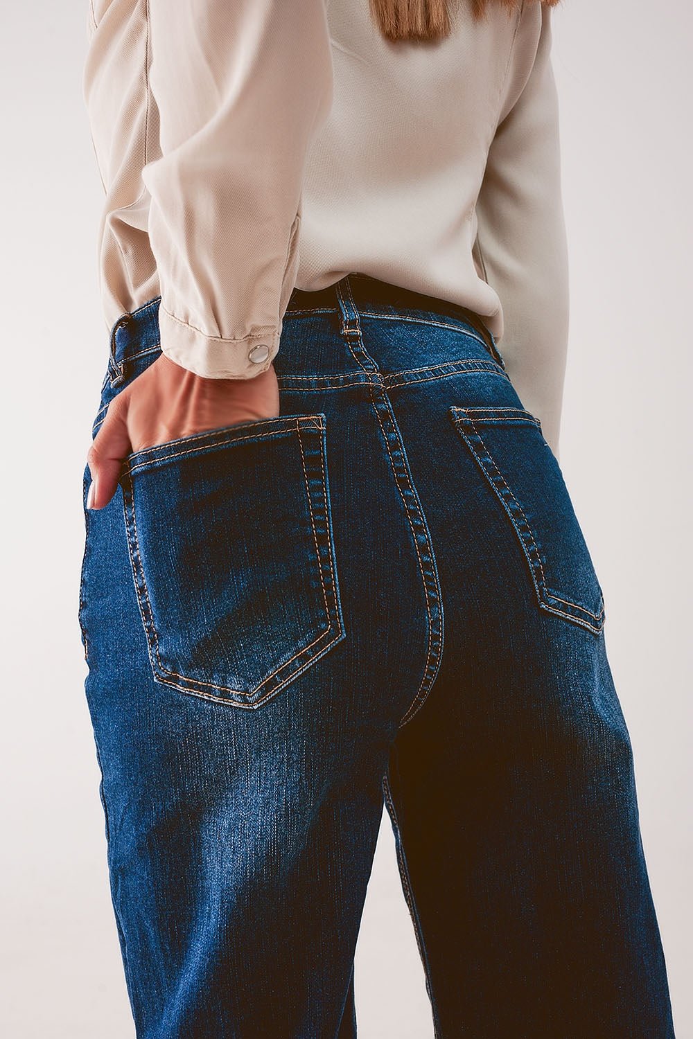 Straight Leg 90s Jeans With in Dark Blue - Mack & Harvie