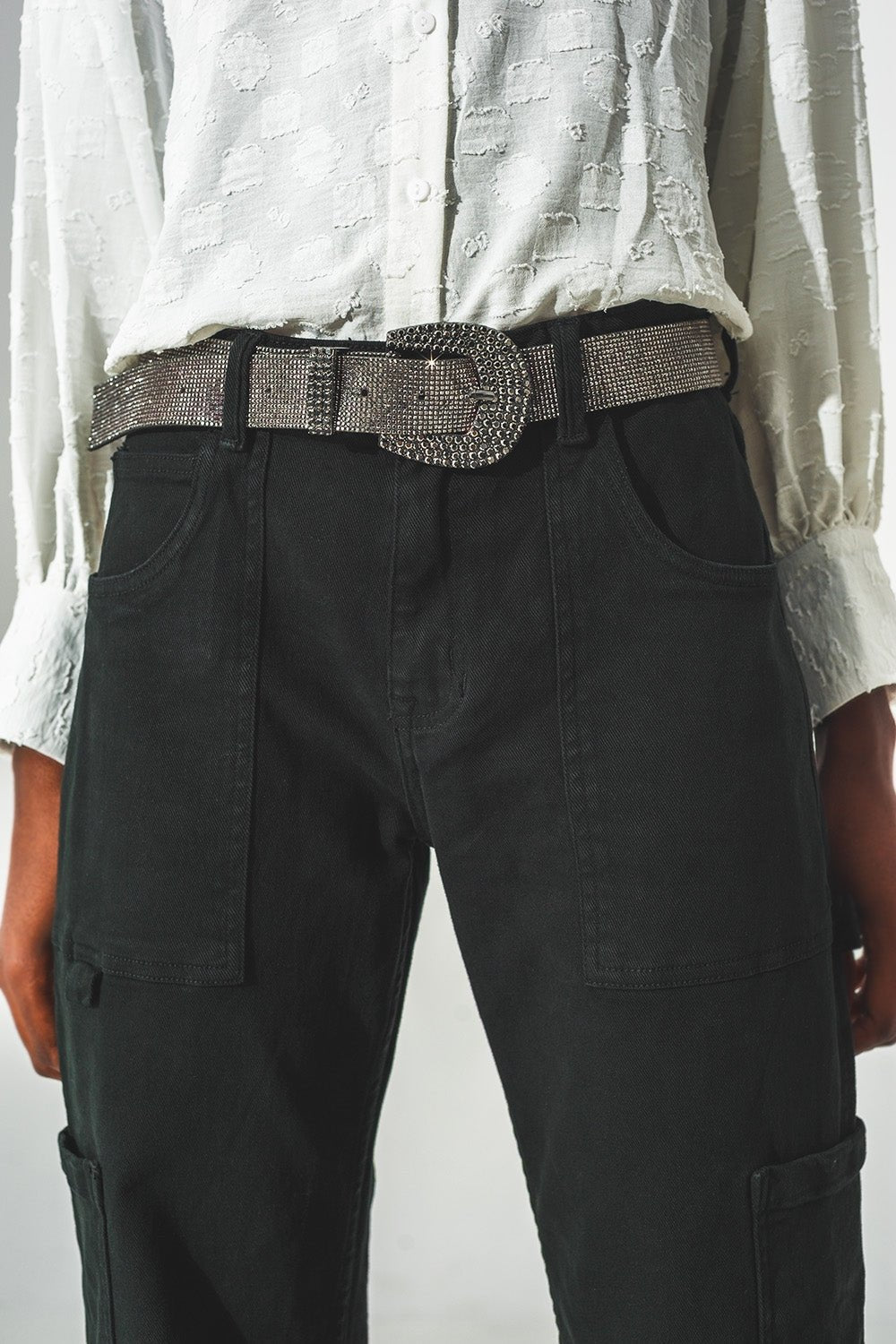 Straight Leg Cargo Pants in Black - Mack & Harvie