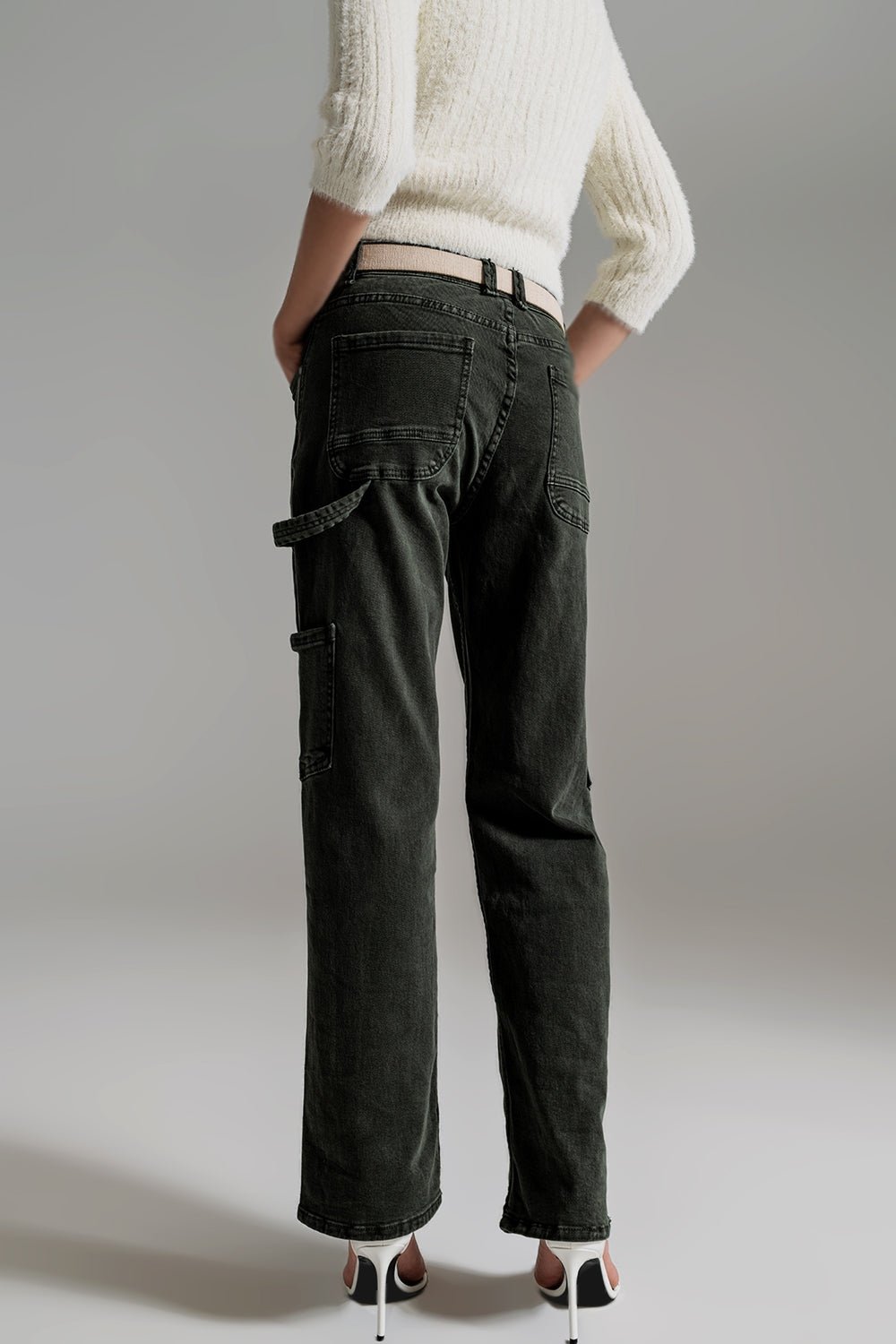 Straight Leg Cargo Pants in Dark Green - Mack & Harvie