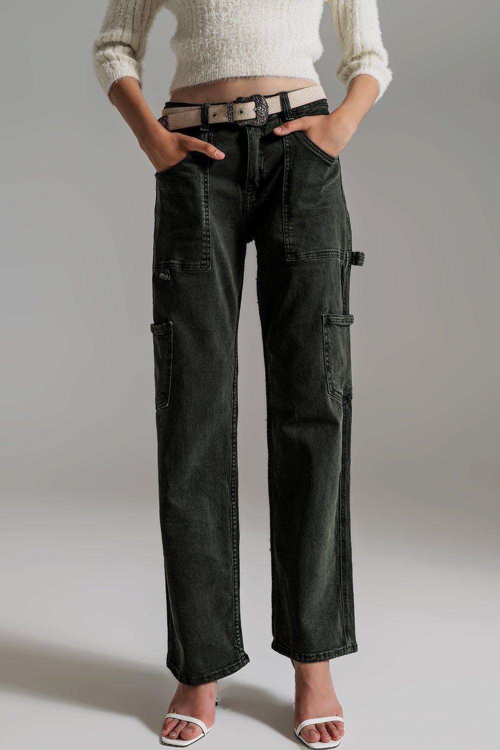 Straight Leg Cargo Pants in Dark Green - Mack & Harvie