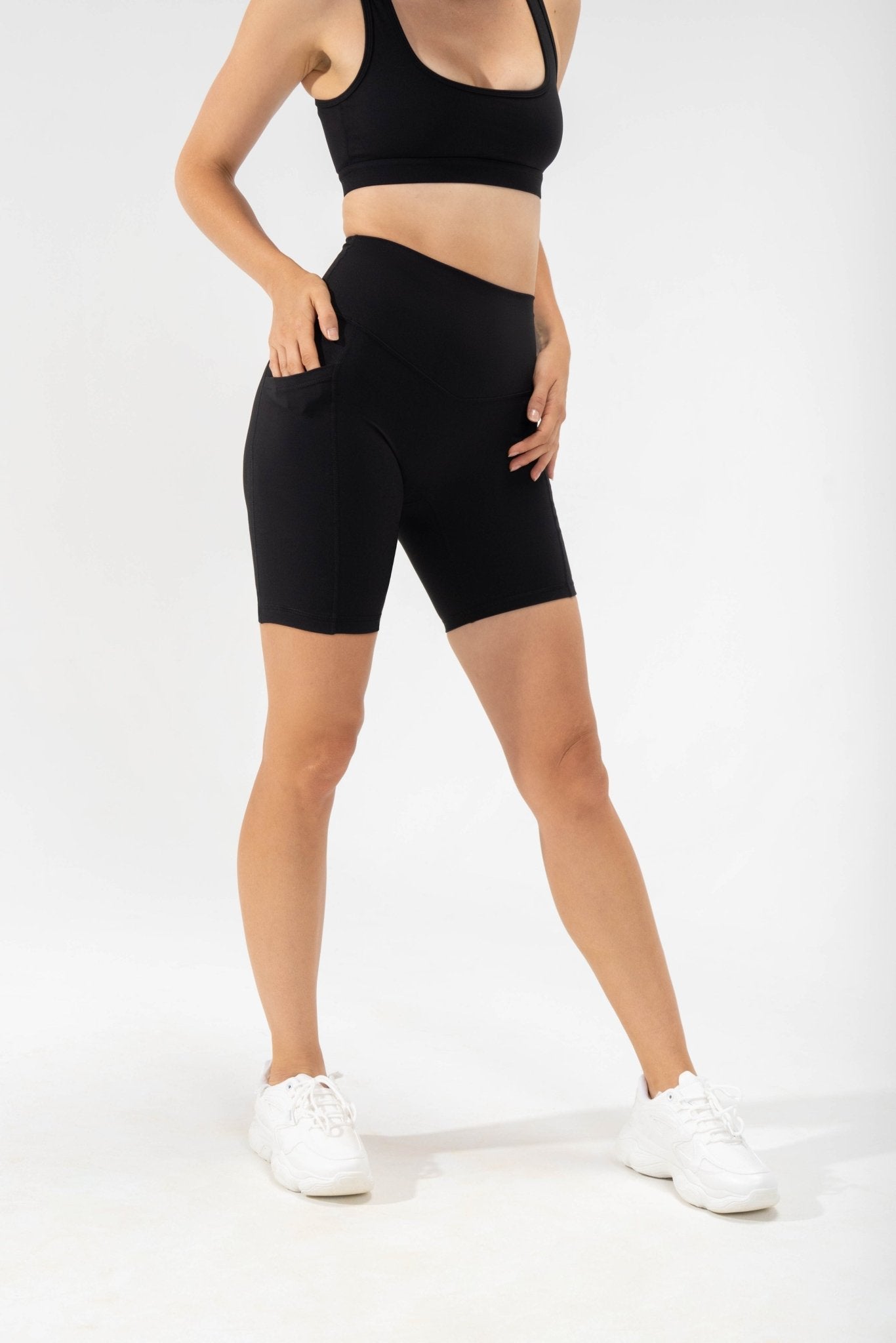 Supersculpt™ Biker Short with Pockets - Black - Mack & Harvie