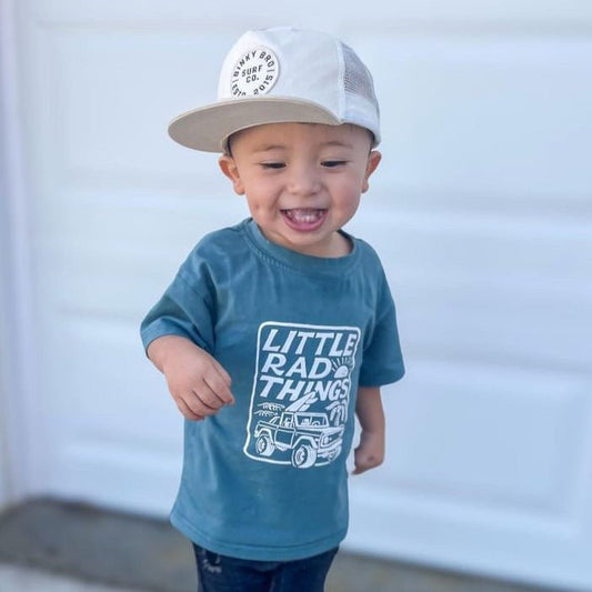 THE BRONCO LITTLE RAD THINGS TEE - Mack & Harvie