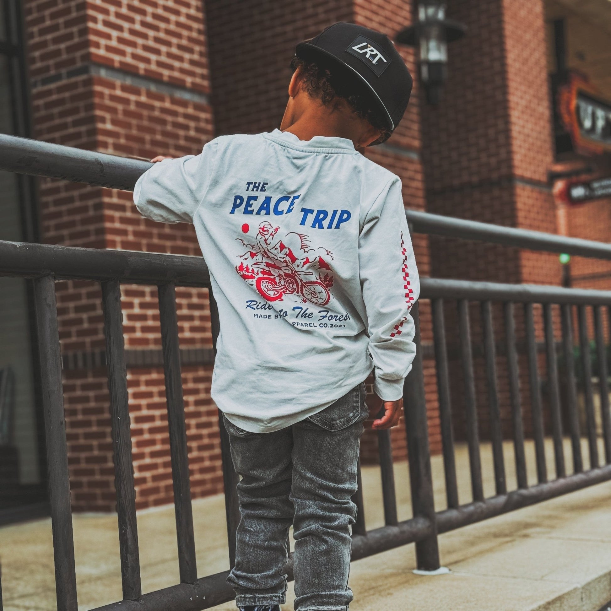 THE PEACE TRIP LONG SLEEVE TEE - VINTAGE WHITE - Mack & Harvie