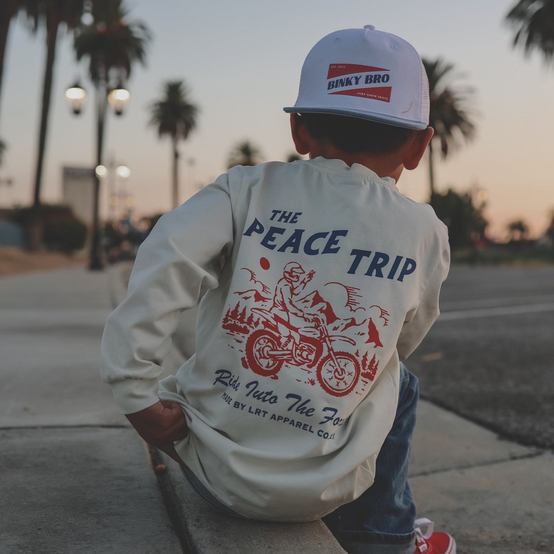 THE PEACE TRIP LONG SLEEVE TEE - VINTAGE WHITE - Mack & Harvie