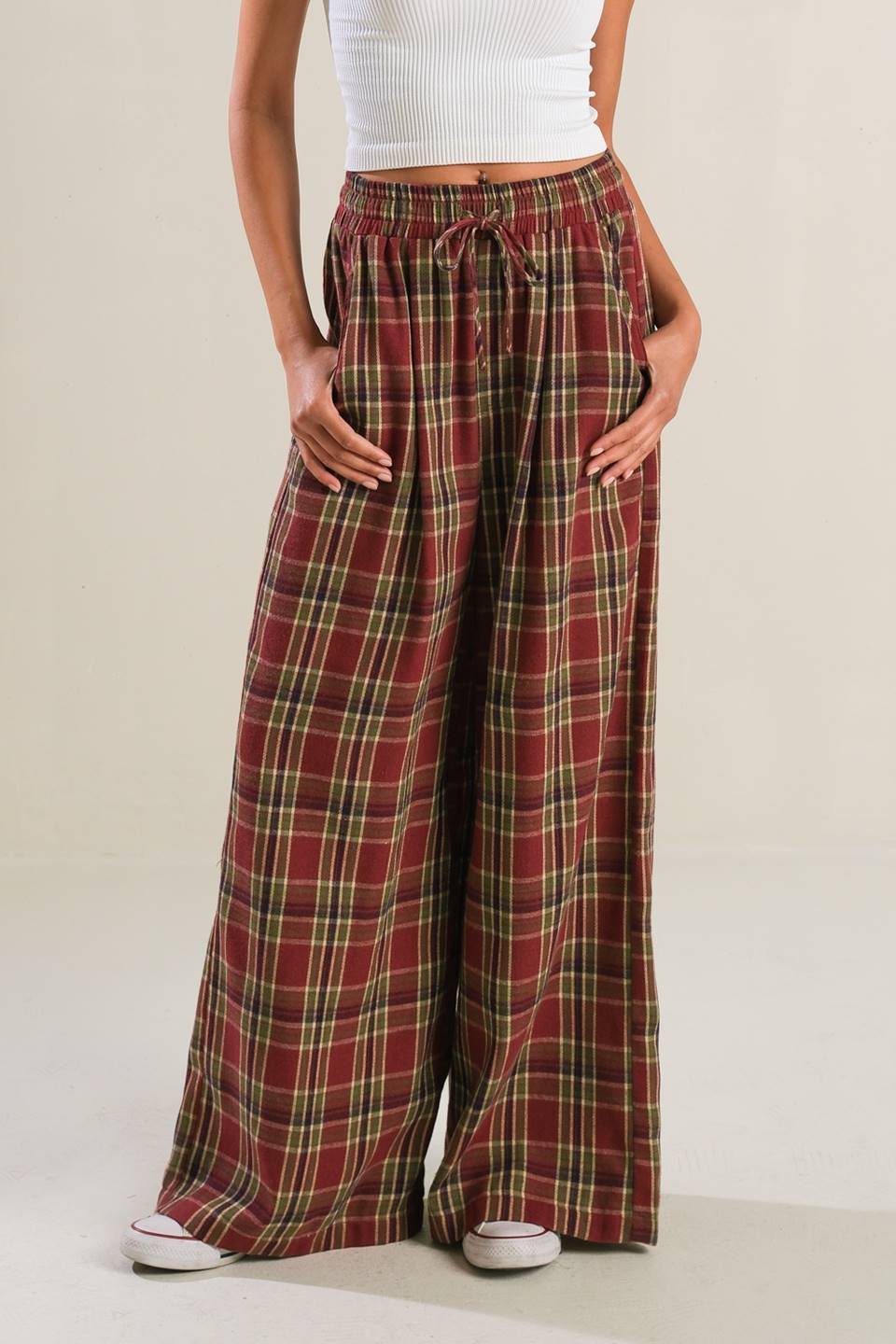 TIMELESS CHARM WOVEN PANTS - Mack & Harvie