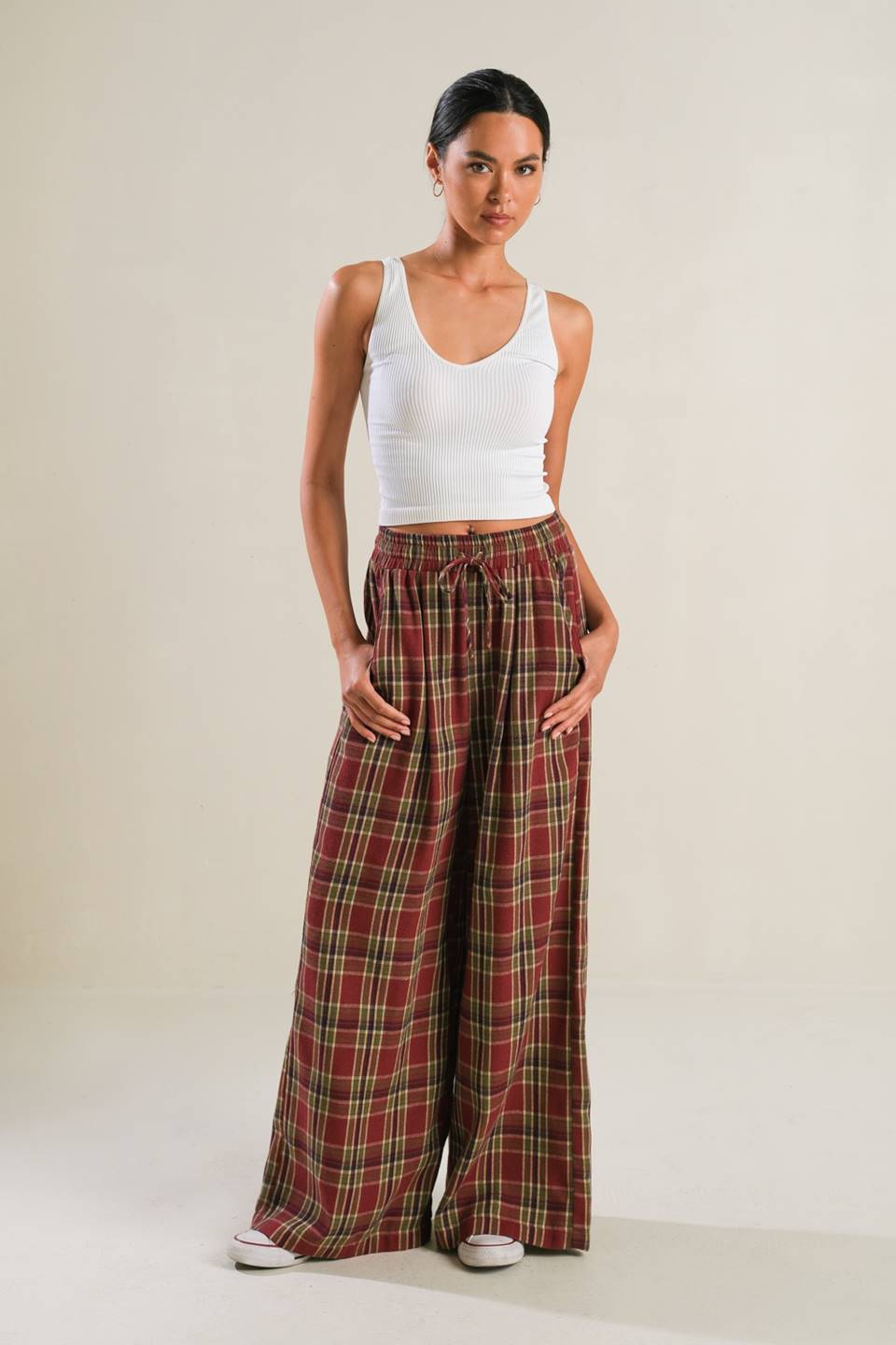 TIMELESS CHARM WOVEN PANTS - Mack & Harvie