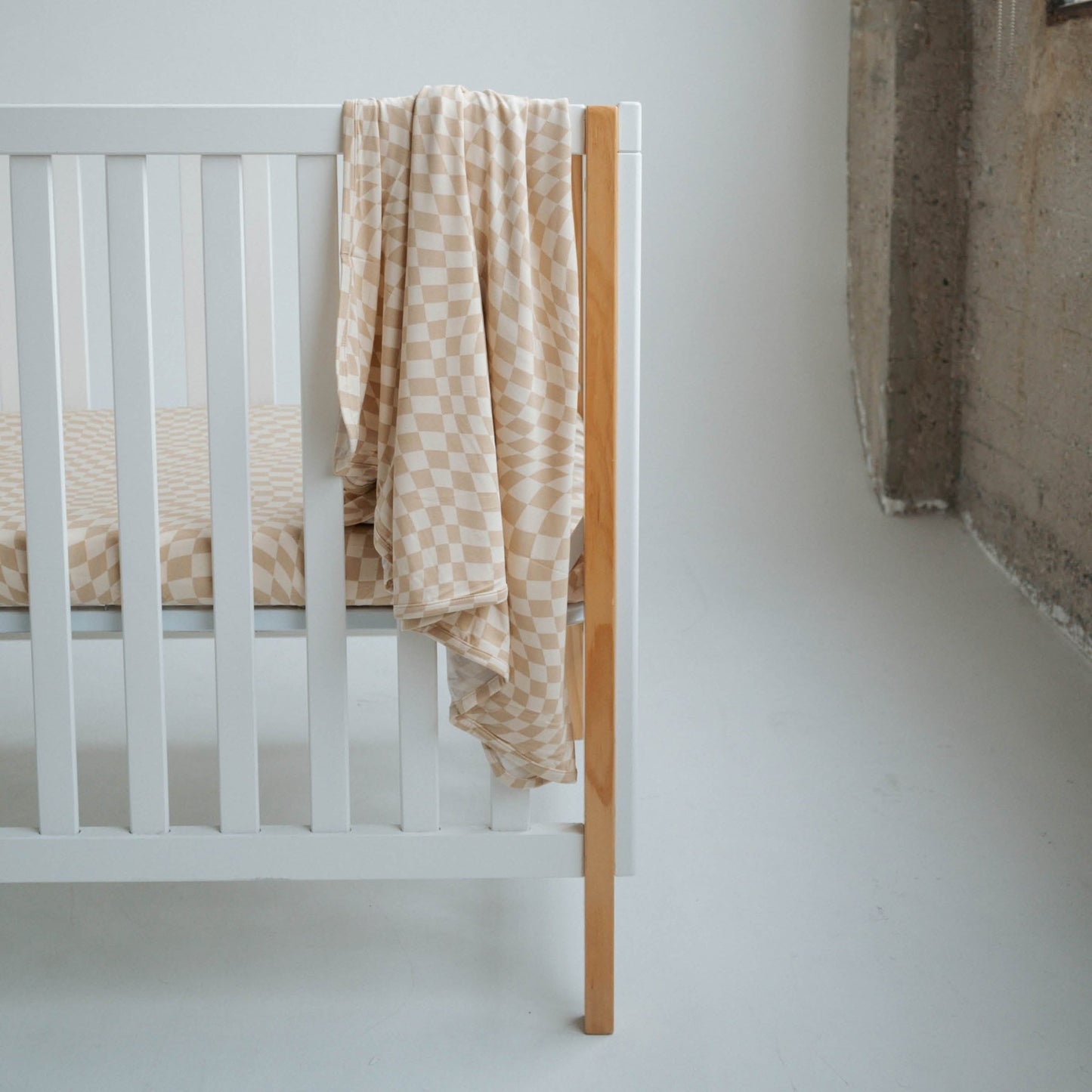 Wavy Checker | Bamboo Crib Sheet - Mack & Harvie