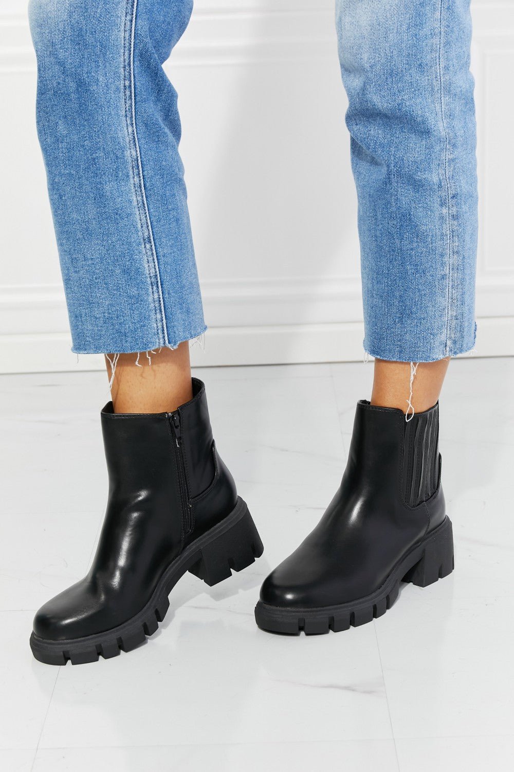 What It Takes Lug Sole Chelsea Boots in Black - Mack & Harvie