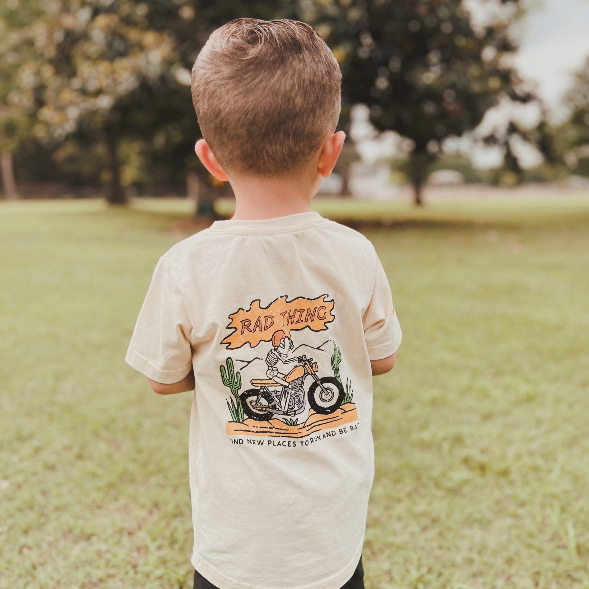 WHERE THE RAD THINGS ARE TEE™ - VINTAGE BIEGE - Mack & Harvie