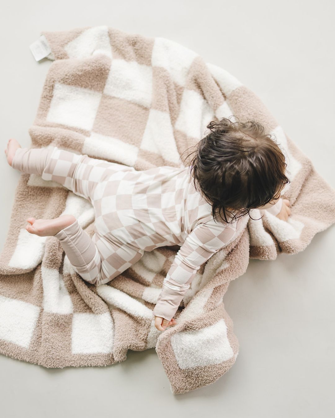 Checkered Plush Blanket | Latte - Mack & Harvie