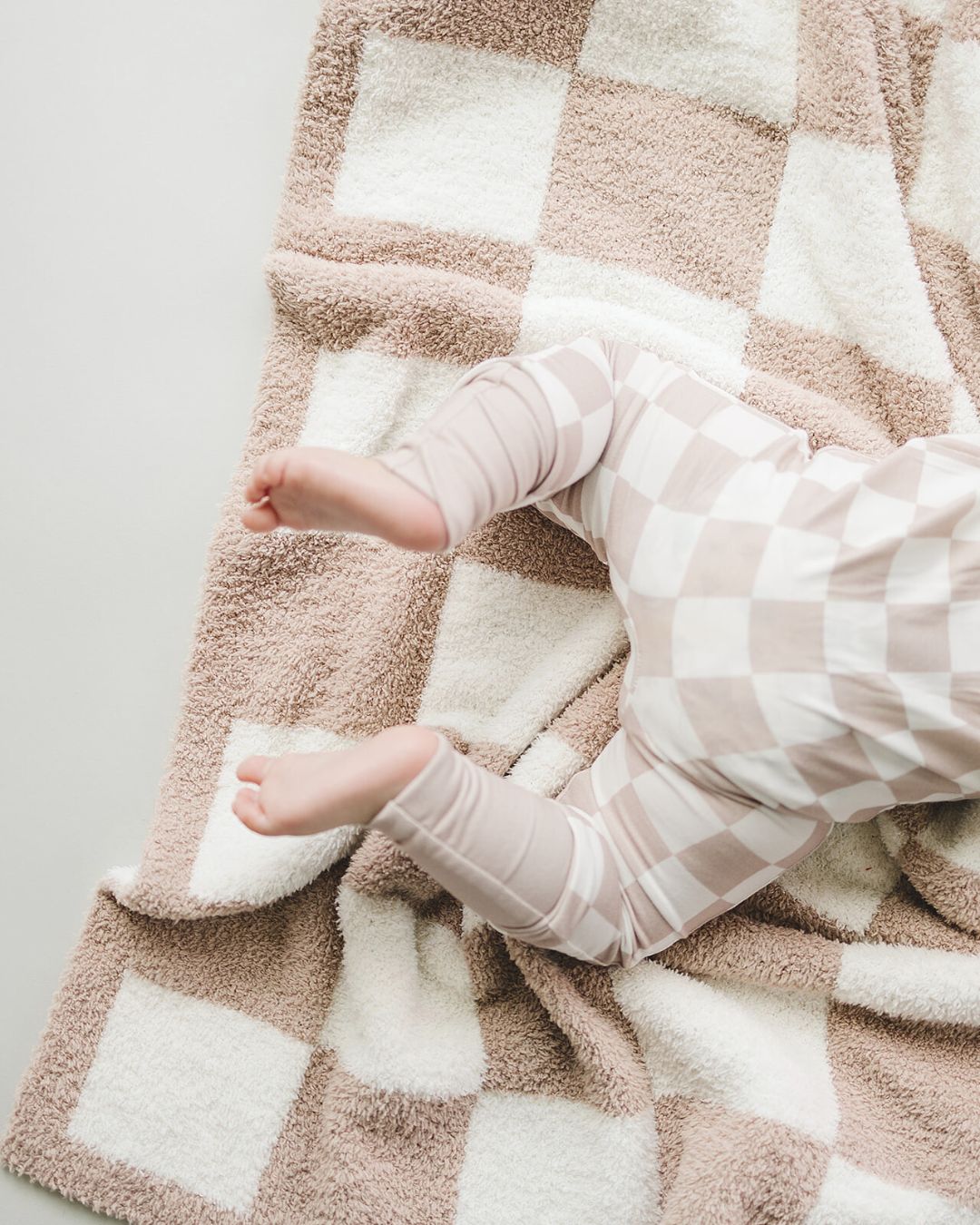 Checkered Plush Blanket | Latte - Mack & Harvie