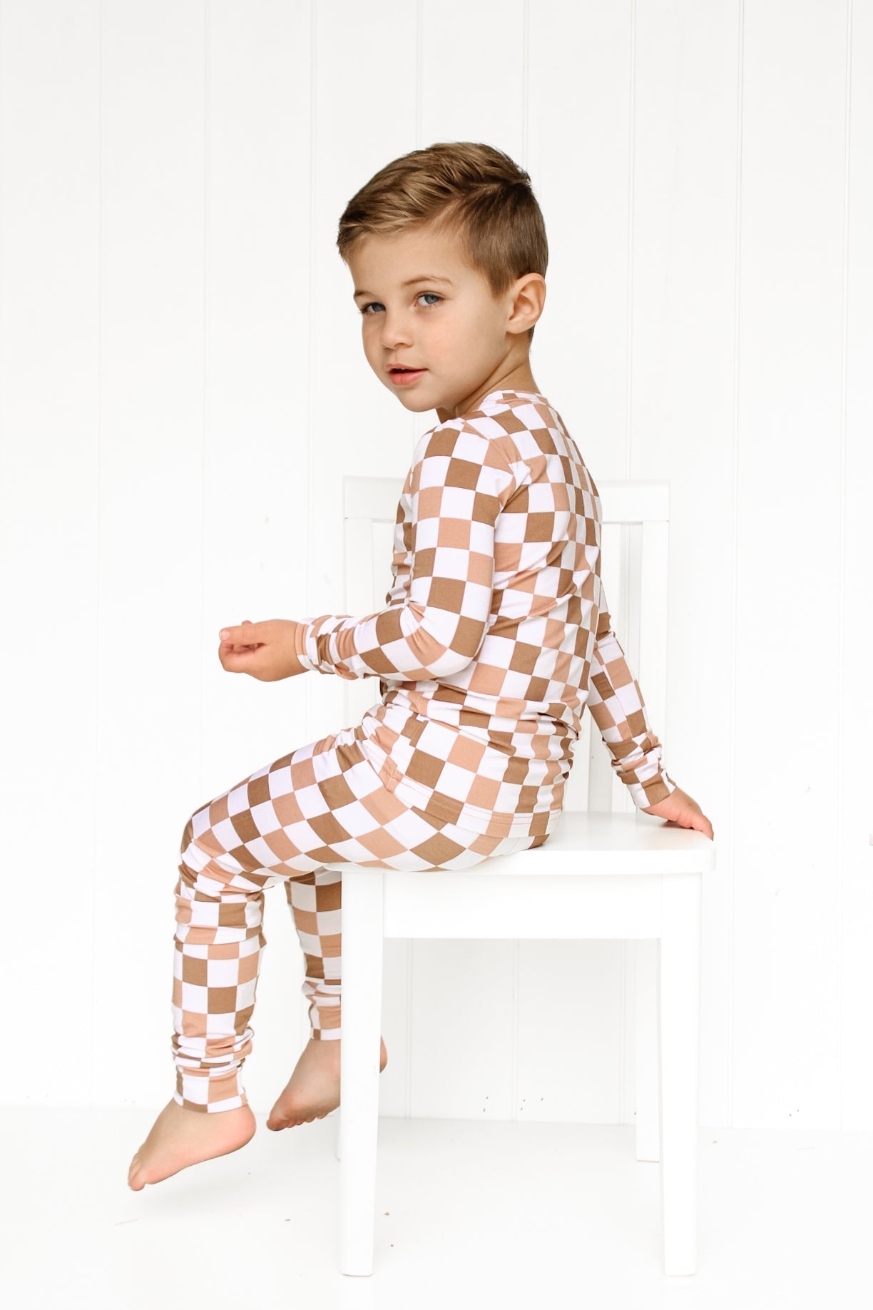 CHESTNUT CHECKERS DREAM SET - Mack & Harvie