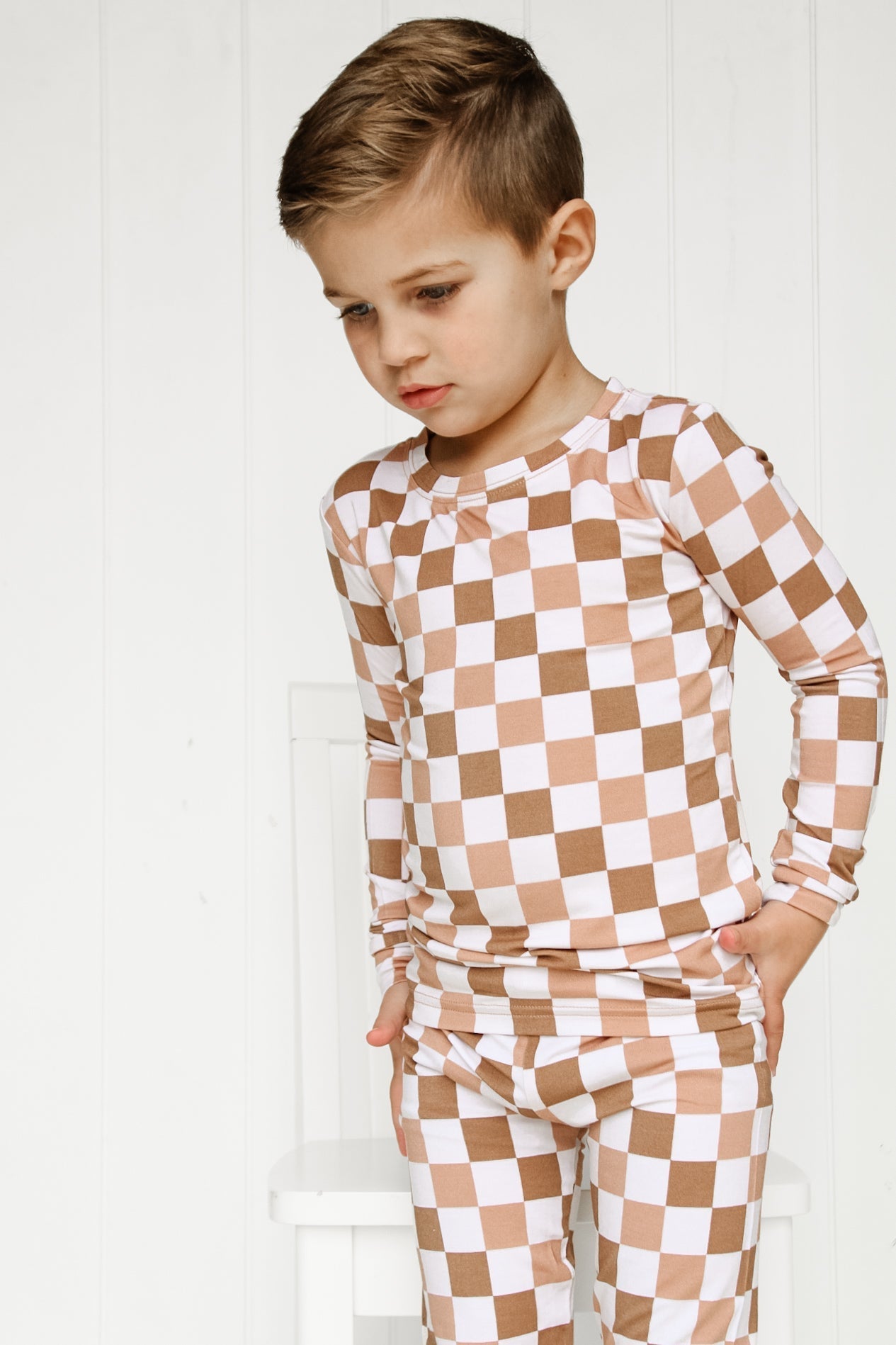 CHESTNUT CHECKERS DREAM SET - Mack & Harvie