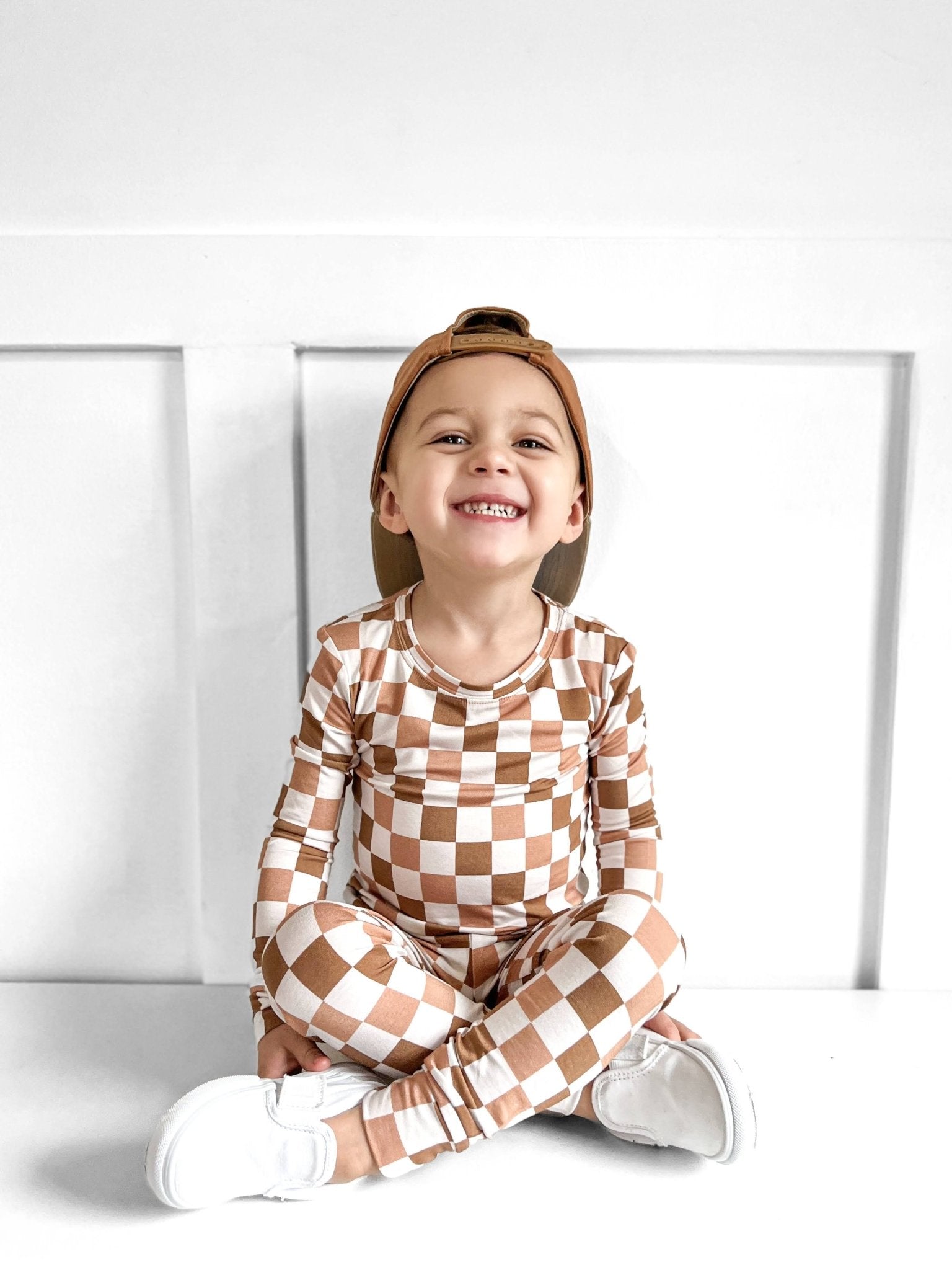 CHESTNUT CHECKERS DREAM SET - Mack & Harvie