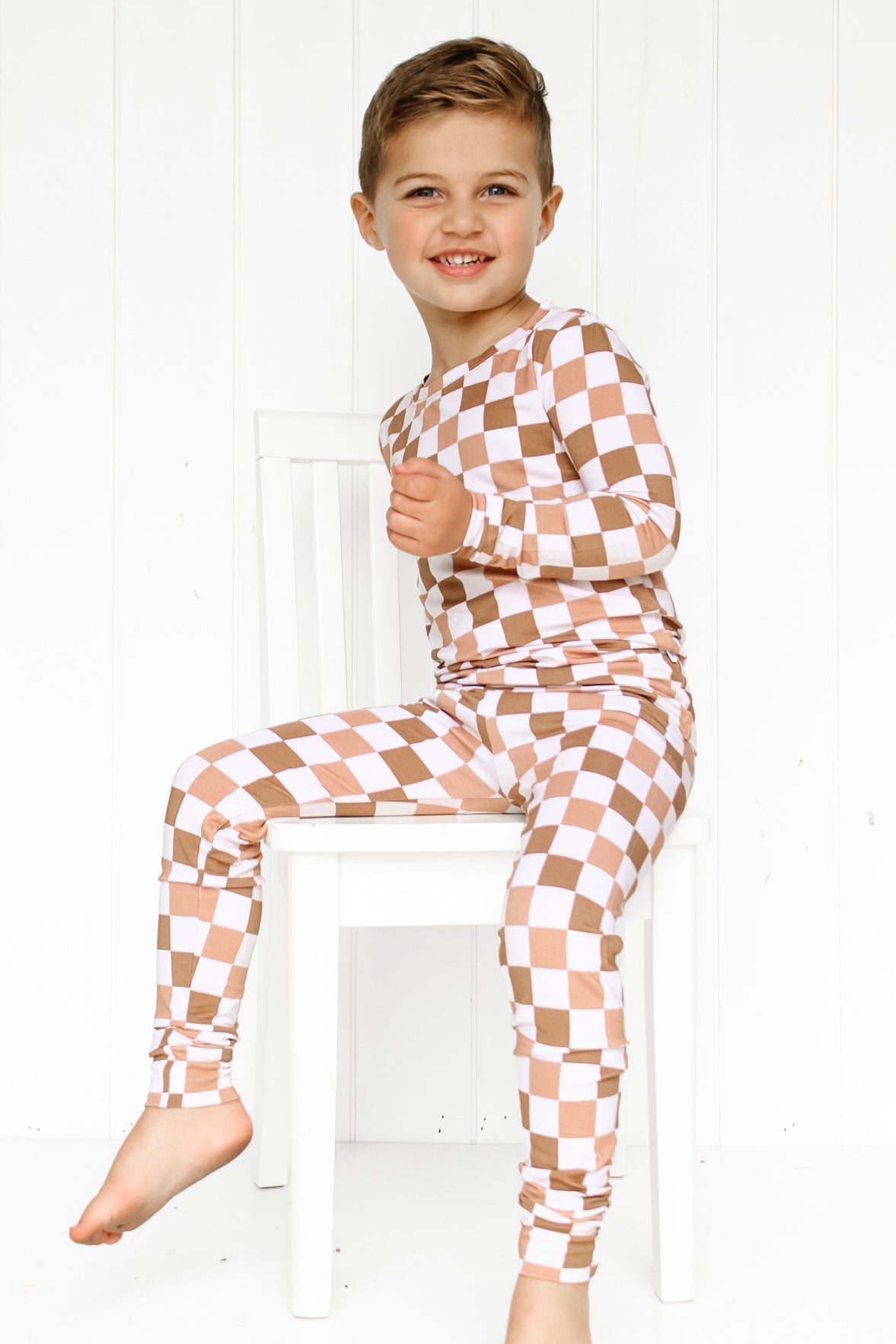 CHESTNUT CHECKERS DREAM SET - Mack & Harvie