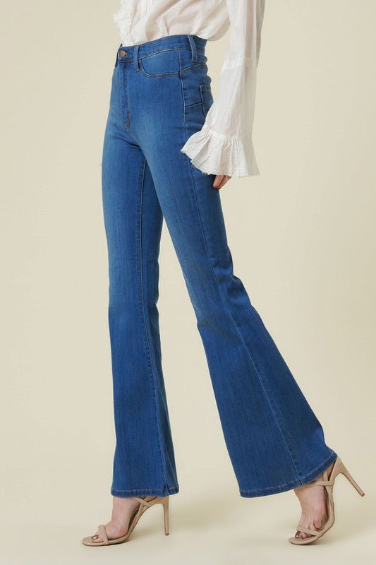 Curvy Flare Jeans – Mack & Harvie