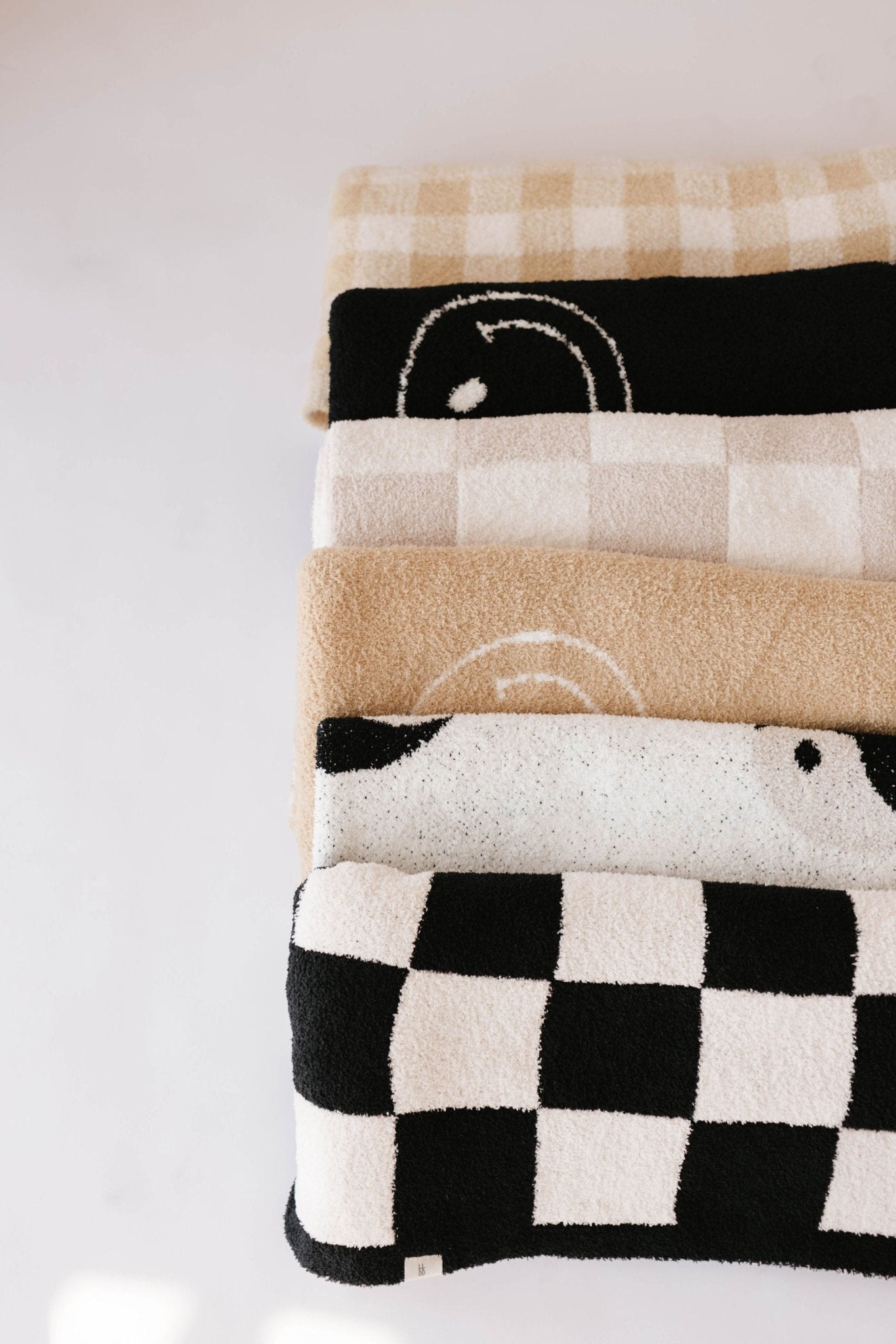 Just Smile Black & Ivory | Plush Blanket - Mack & Harvie