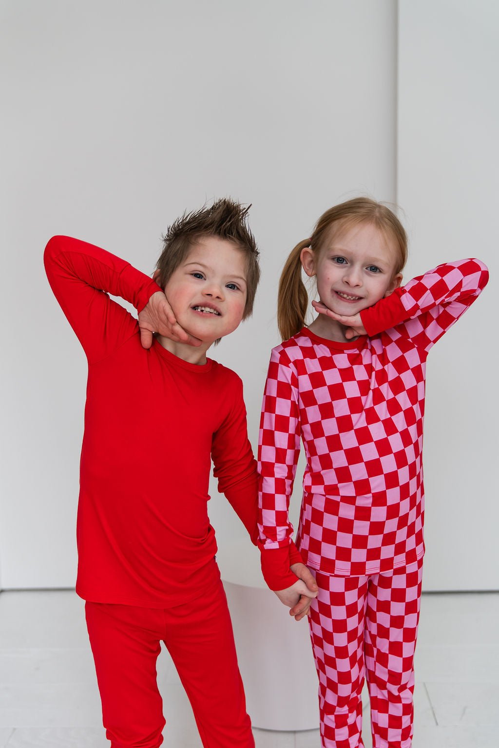 Lincoln Solid Red Bamboo 2-Piece Long Sleeve Set - Mack & Harvie