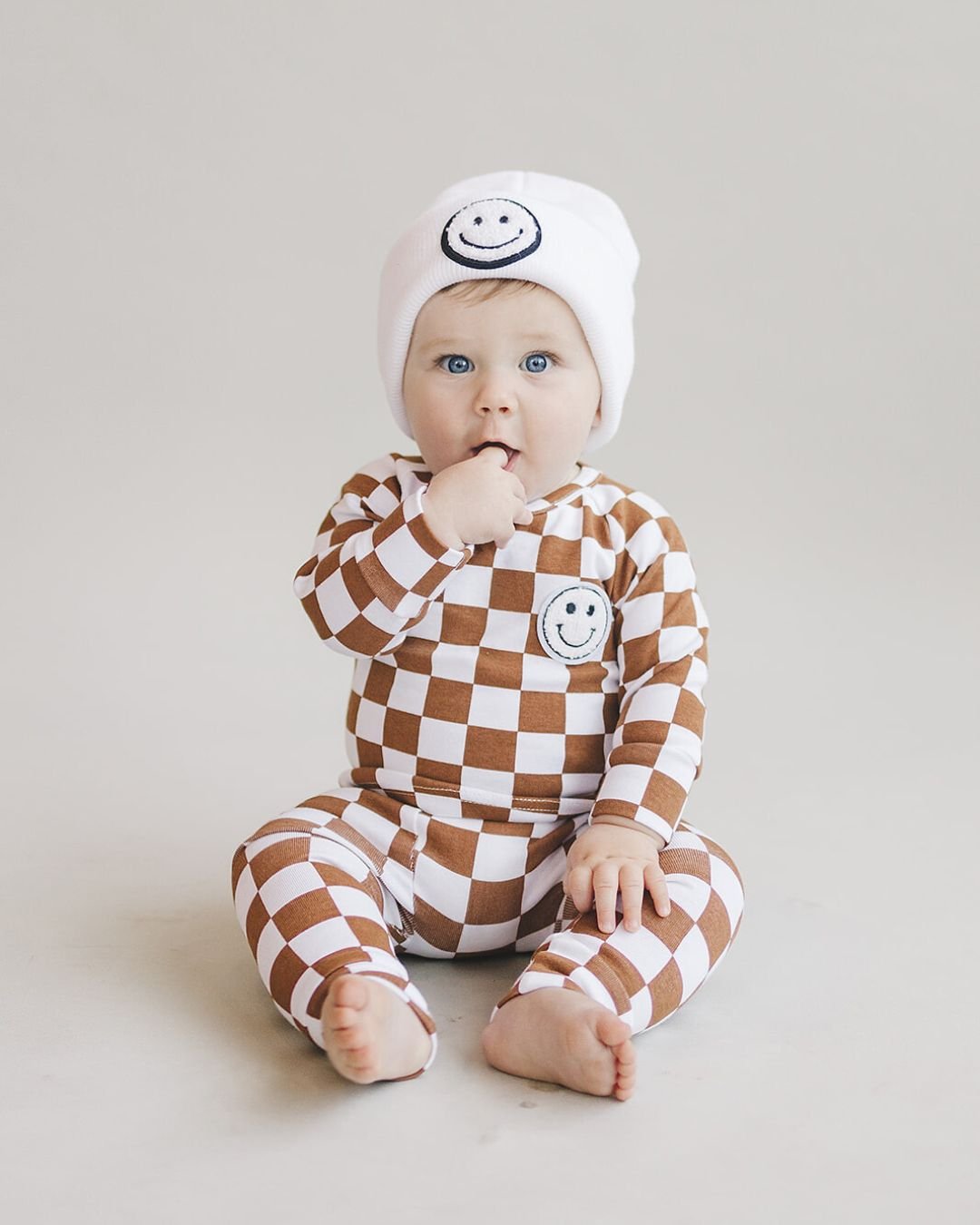 Smiley Beanie | White - Mack & Harvie