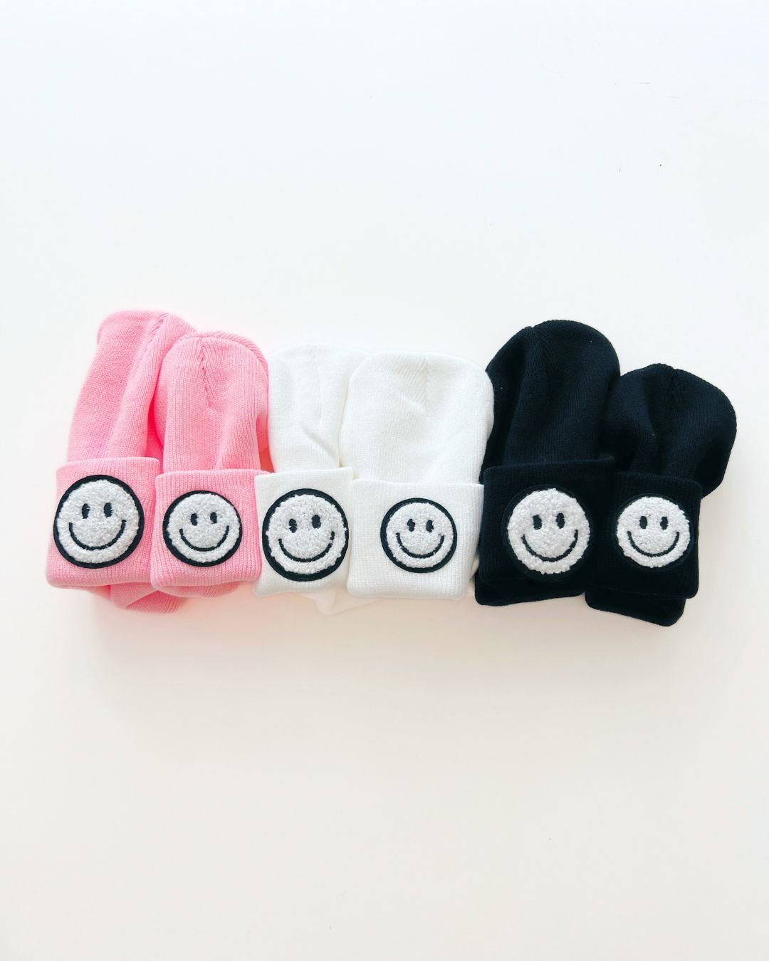 Smiley Beanie | White - Mack & Harvie