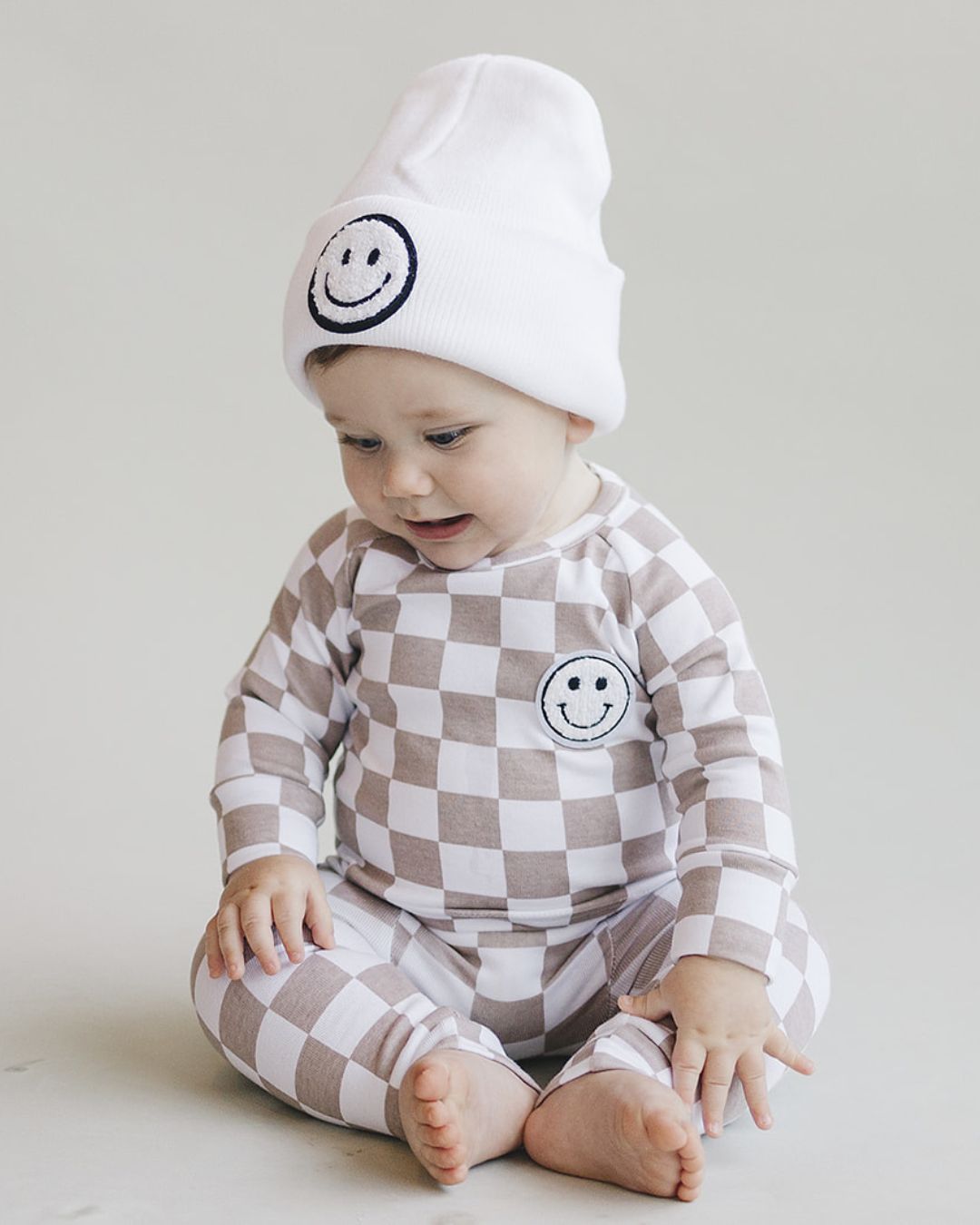 Smiley Beanie | White - Mack & Harvie