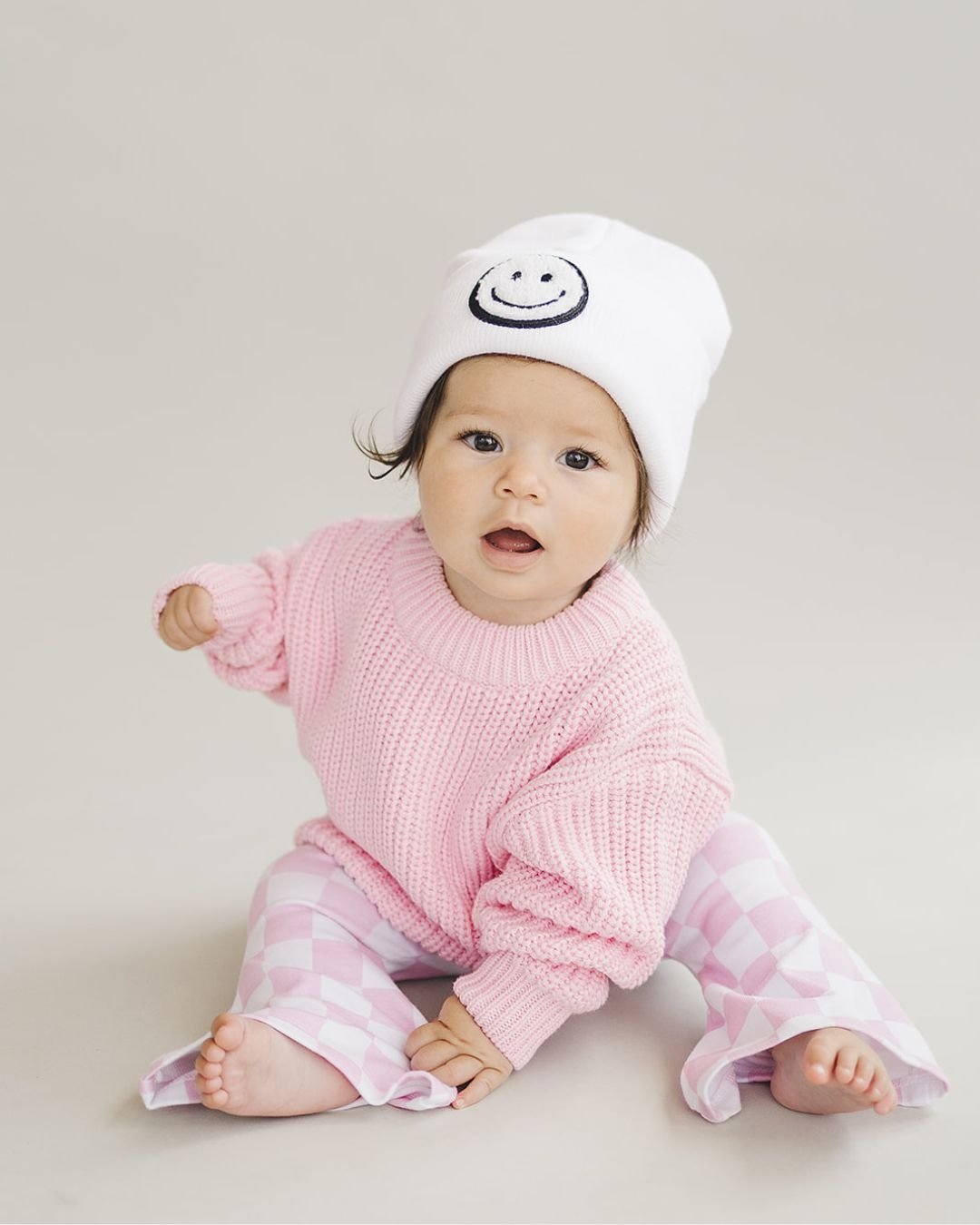 Smiley Beanie | White - Mack & Harvie