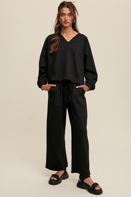 V-neck Sweatshirt and Pants Set - Mack & Harvie